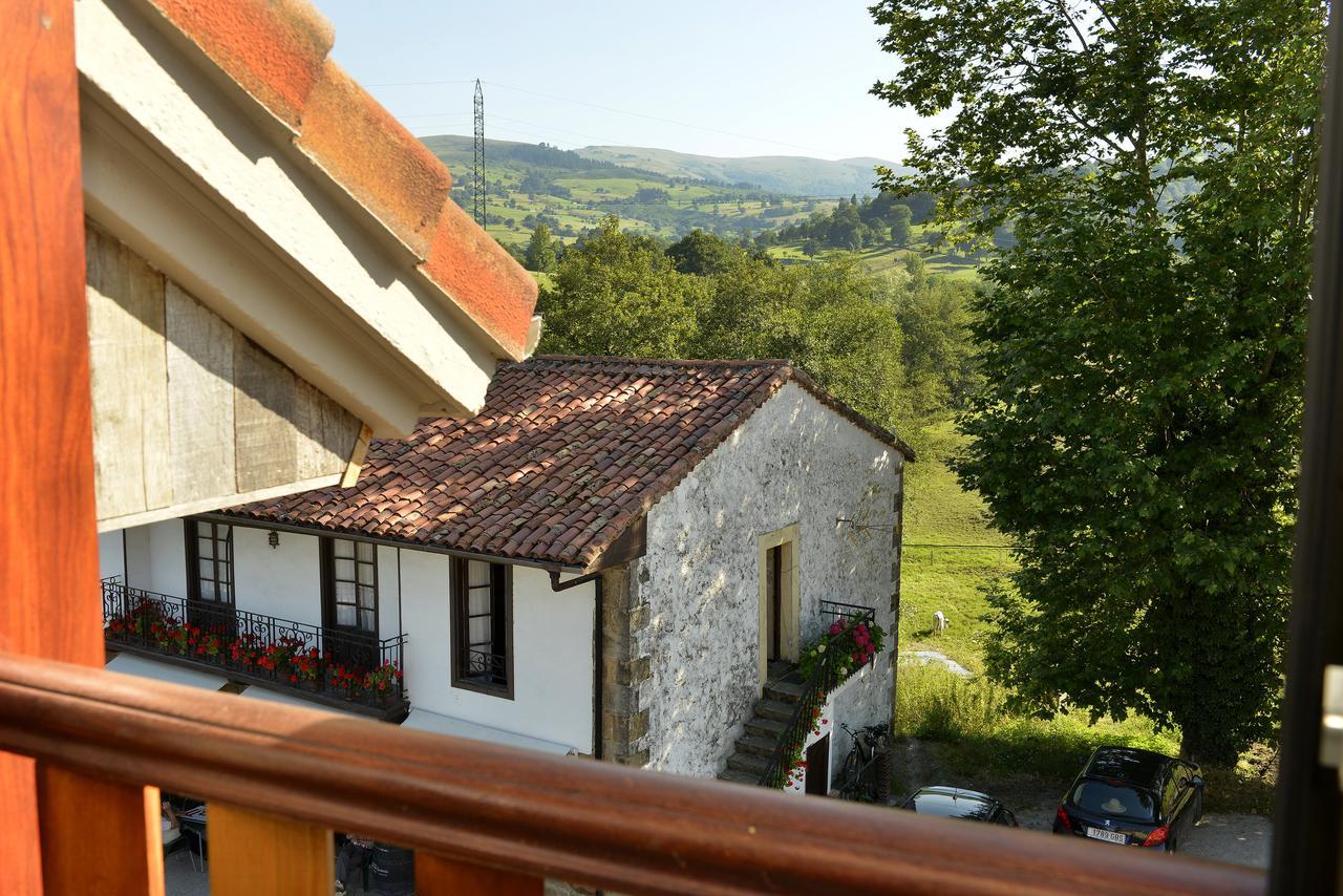 Hotel La Alfonsina Santibanez de Villacarriedo 外观 照片