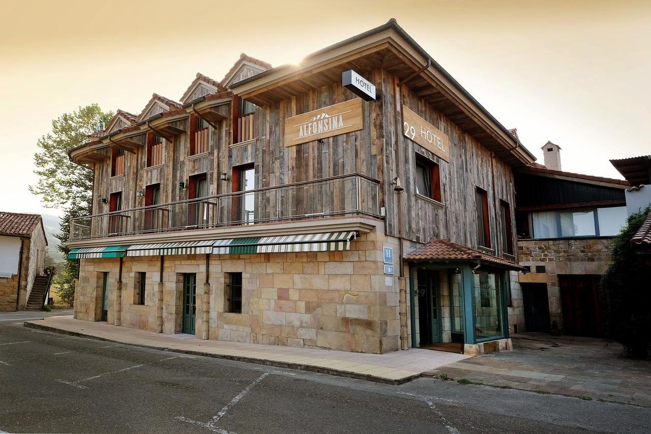 Hotel La Alfonsina Santibanez de Villacarriedo 外观 照片